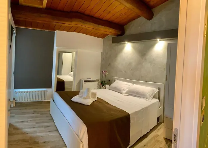 Antica Zio Cesare Ferrara