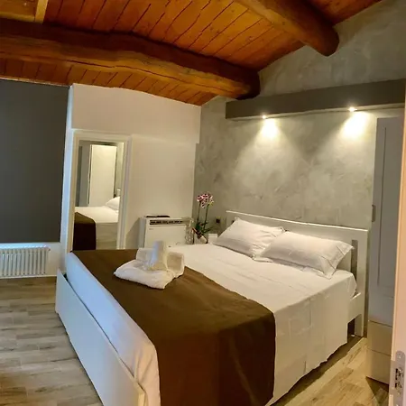 Antica Zio Cesare Ferrara